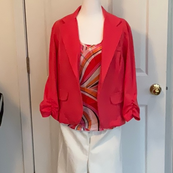 Bundle of 4 items. - Picture 1 of 10